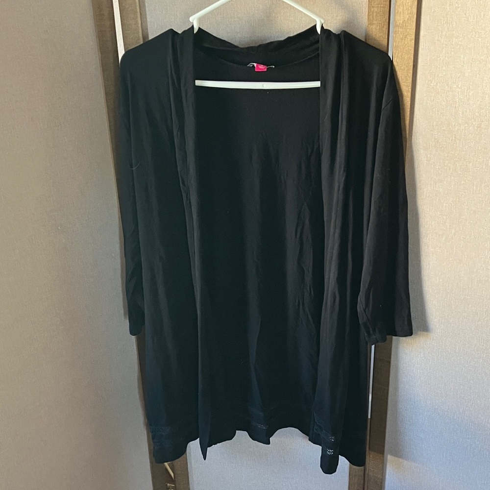 FINAL MARKDOWN Vince Camuto Black open front cardigan 1X
